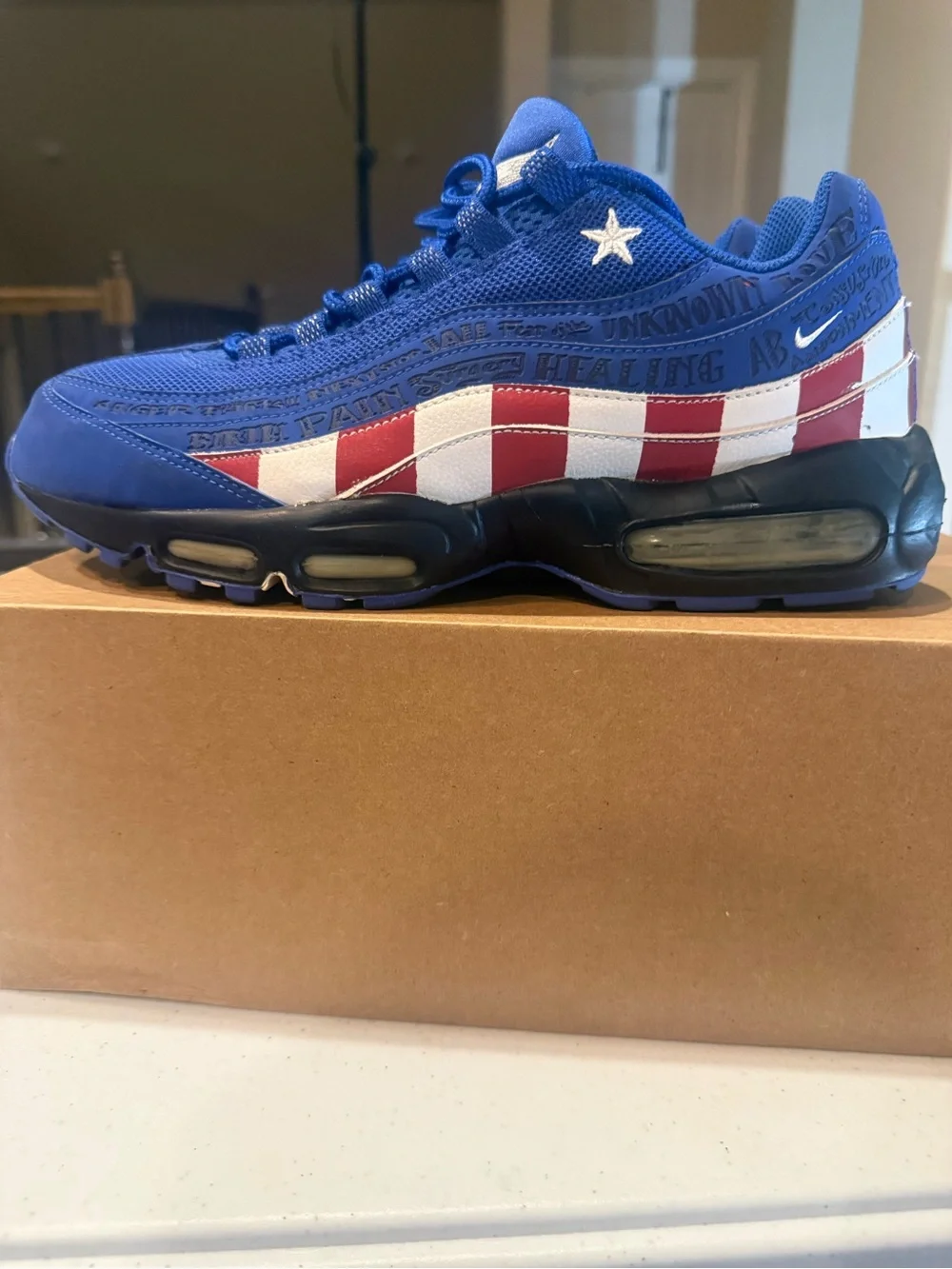 Size 11 - Nike Zoom Rookie PRM Retro 2019 Galaxy replacement Box